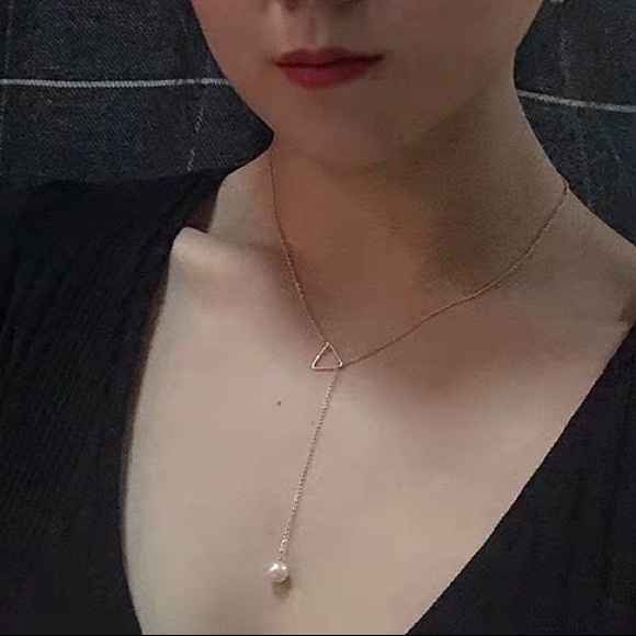 14K Gold Filled Freshwater Pearl Necklace - Picture 2 of 5